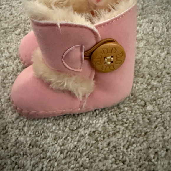 Pink Baby Booties with Fur Trim - Picture 2 of 4